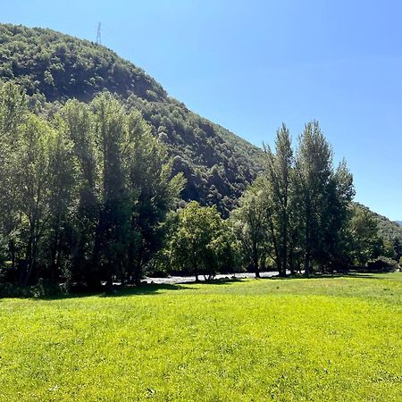 Apartamento Raval - L'Amfitriona Rialp Luaran gambar