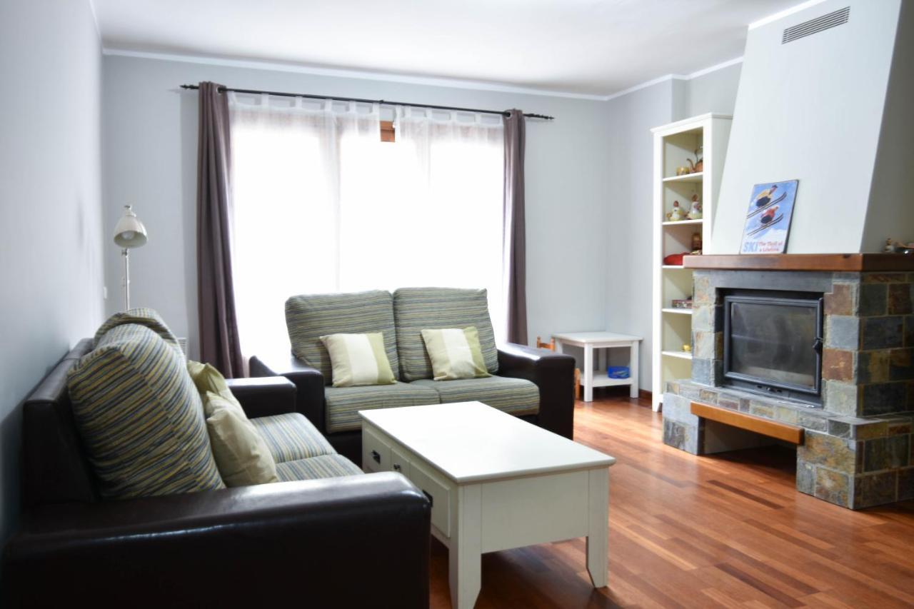 Apartamento Raval - L'Amfitriona Rialp Luaran gambar