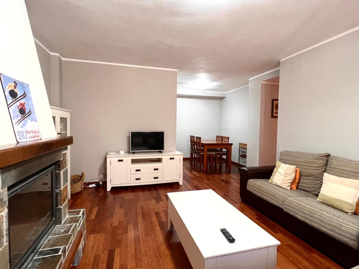 Apartamento Raval - L'Amfitriona Rialp Luaran gambar