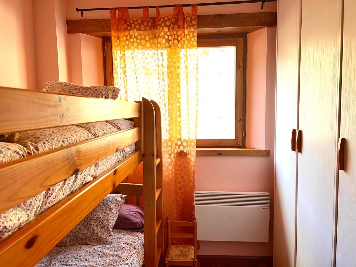 Apartamento Raval - L'Amfitriona Rialp Luaran gambar